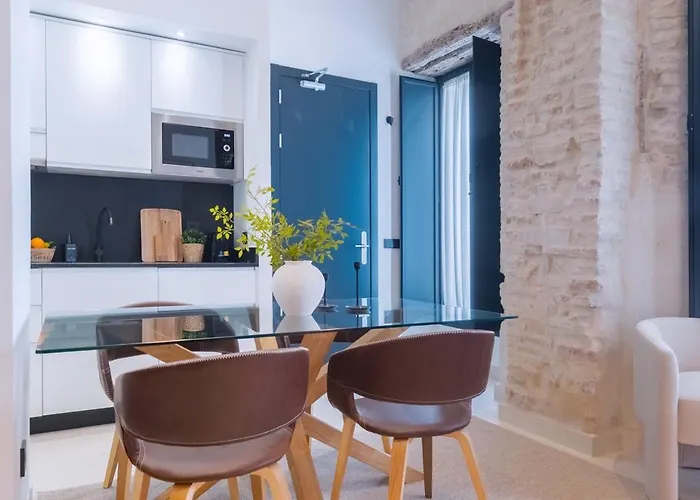 Luxurious Located In Casa Pilatos 3*